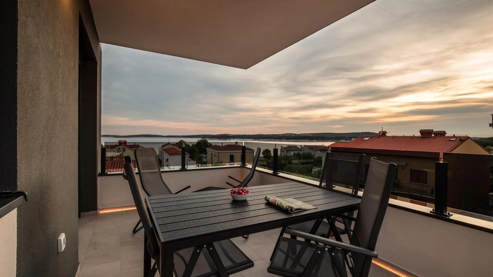 Villa Olea 150M To Beach Medulin